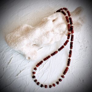 Halskette-Rubin, Mondstein